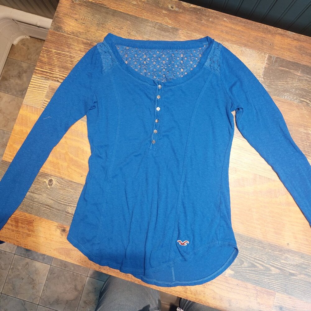 Hollister Long Sleeve Henley T-shirt